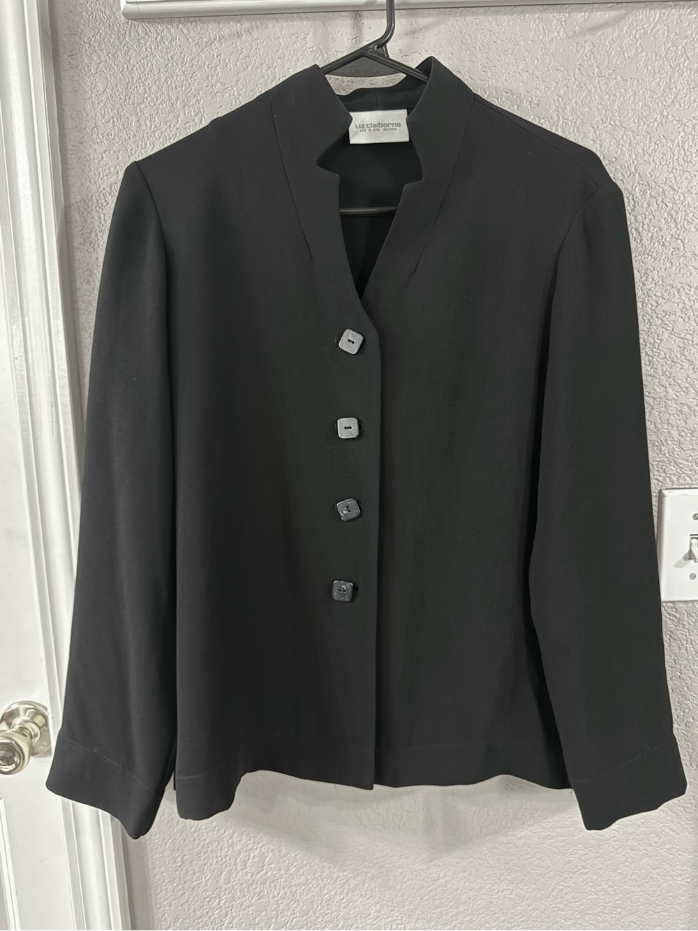 NEW Liz Claiborne Black Women's Top/Blazer